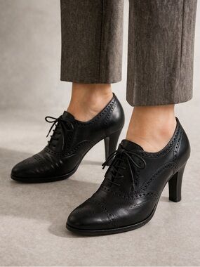 Black Leather Oxford Heels Brogue Lace Up Career Shoes Dark Academia